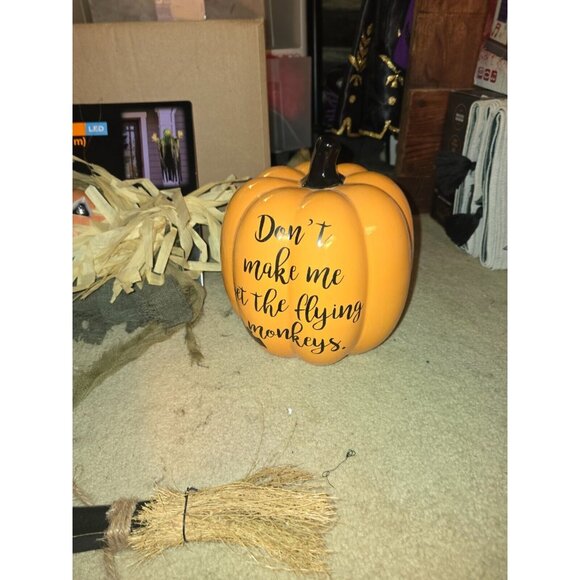 Lot of 3 New Halloween Decor Hanging Witch Broom Sign Flying Monkeys Pumpkin LED - Picture 3 of 8